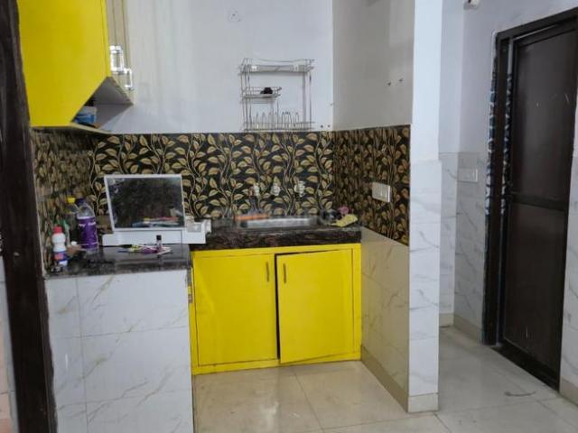 Flat for rent in East Delhi, Deri