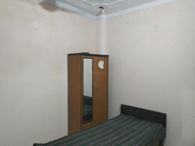 Flat for rent in East Delhi, Deri
