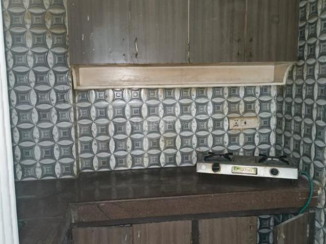Flat for rent in East Delhi, Deri