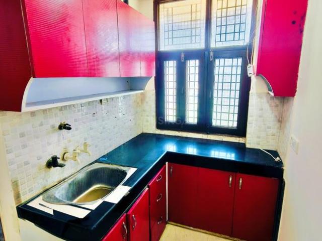 Flat for rent in New Ashok Nagar, Delhi