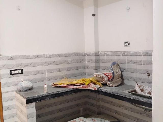 Flat for sale in East Delhi, Deri