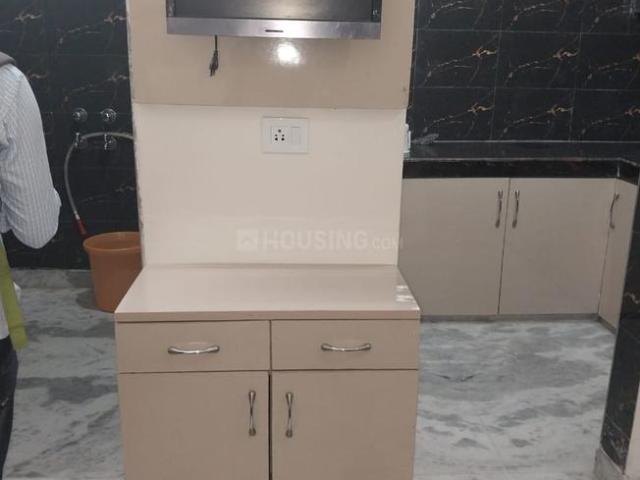 Flat for rent in West Delhi, Deri