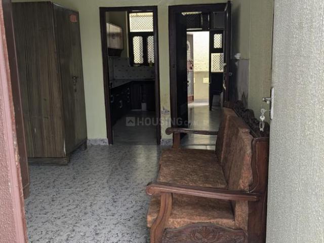 Flat for rent in West Delhi, Deri