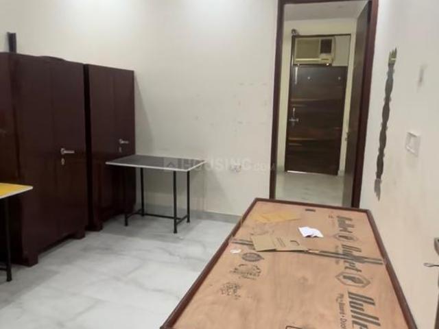 Flat for rent in Anand Parbat, Delhi