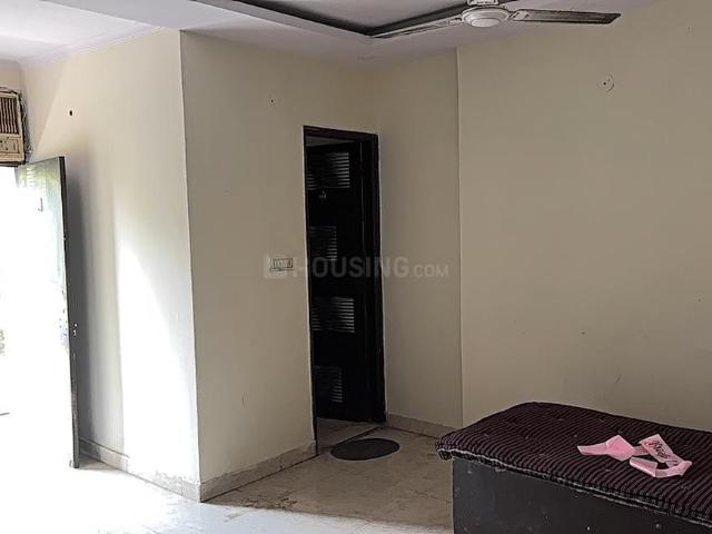 Flat for rent in West Delhi, Deri
