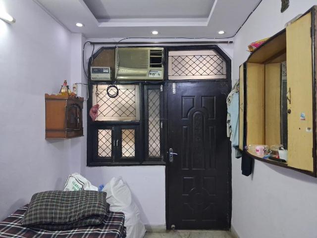 Flat for rent in West Delhi, Deri