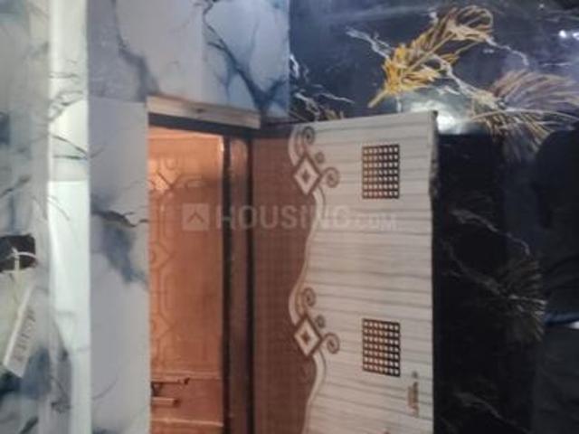 Flat for rent in Anand Parbat, Delhi