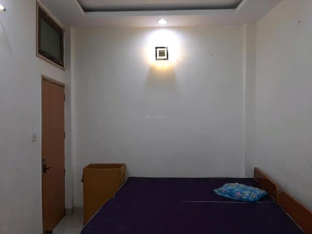 Flat for rent in West Delhi, Deri