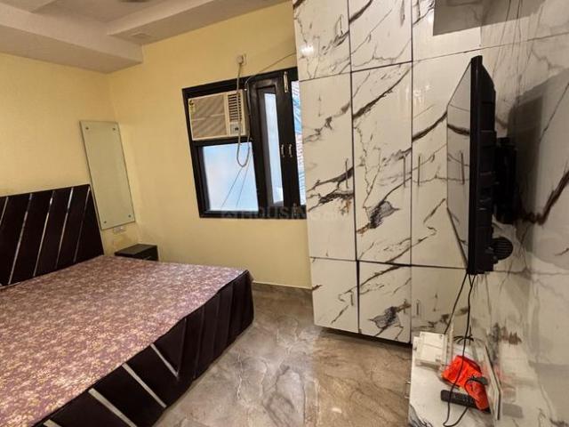 Flat for rent in North West Delhi, Deri