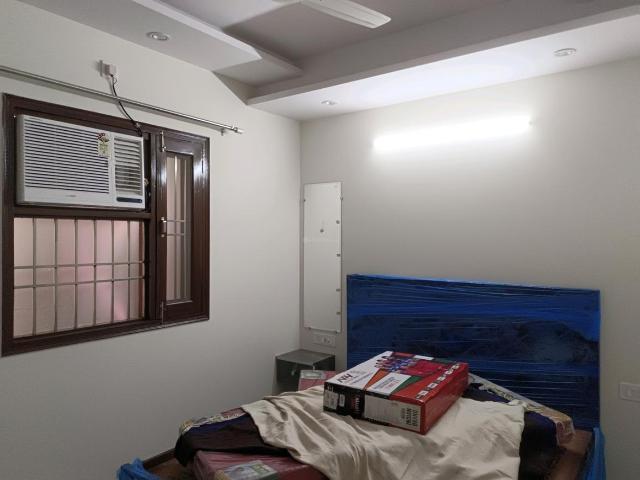Flat for rent in North West Delhi, Deri