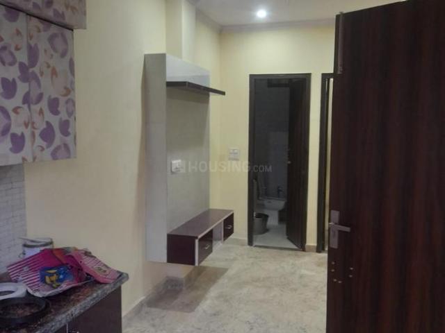Flat for rent in East Delhi, Deri