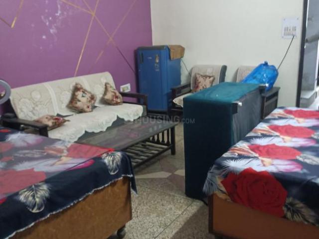 Flat for rent in East Delhi, Deri