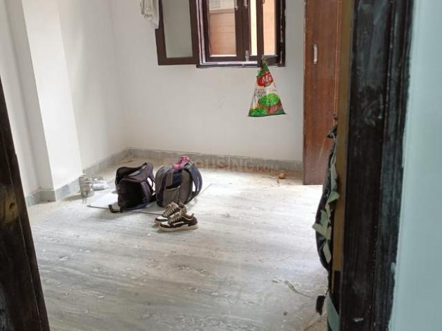 Flat for rent in East Delhi, Deri