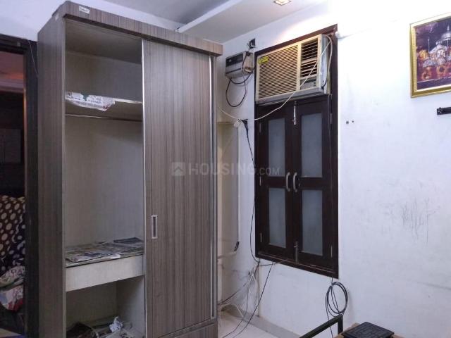 Flat for rent in West Delhi, Deri