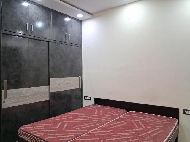 Flat for rent in West Delhi, Deri