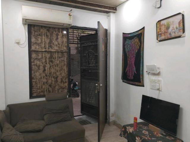 Flat for rent in West Delhi, Deri