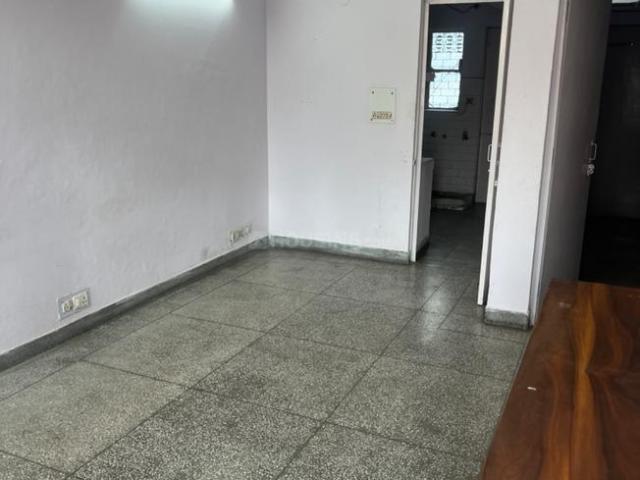 Flat for rent in Deri