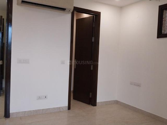 Flat for rent in Deri