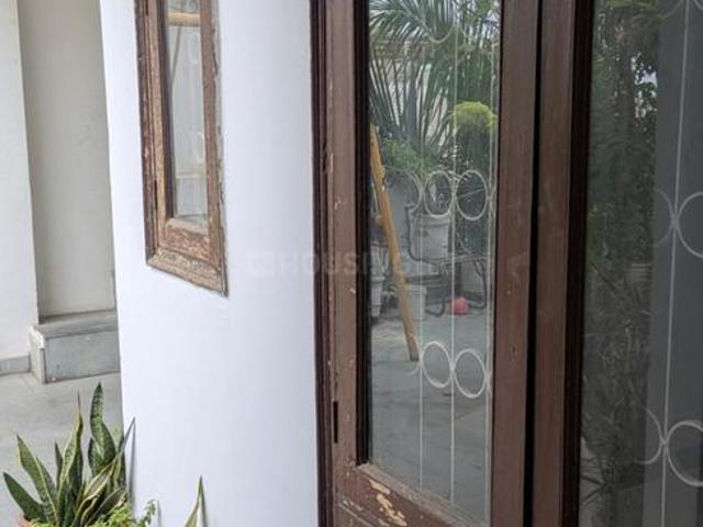 Flat for rent in Deri