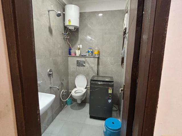 Flat for rent in South Delhi, Deri