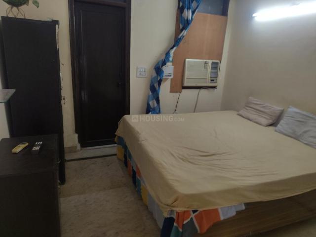 Flat for rent in South Delhi, Deri