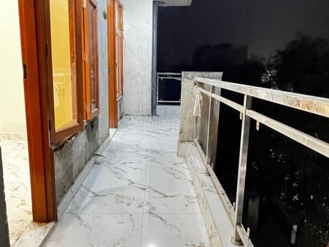 Flat for rent in South Delhi, Deri
