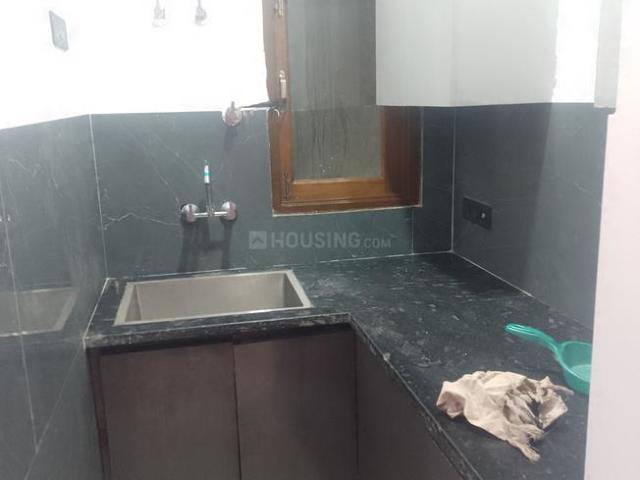 Flat for rent in South Delhi, Deri
