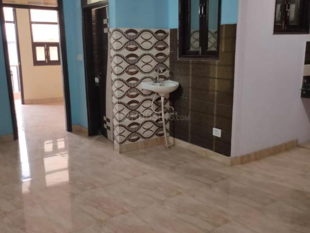 Flat for rent in South Delhi, Deri