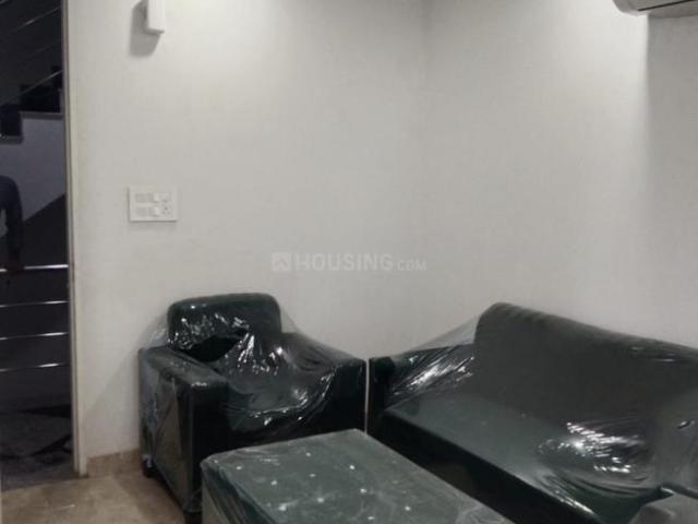Flat for rent in South Delhi, Deri