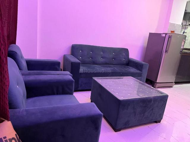 Flat for rent in South Delhi, Deri