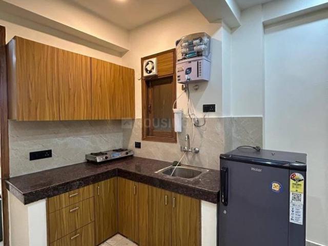 Flat for rent in South Delhi, Deri