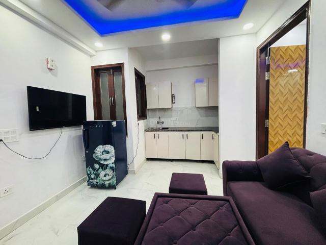 Flat for rent in South Delhi, Deri