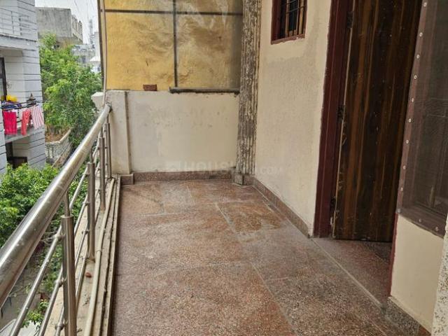 Flat for rent in Saket, Delhi