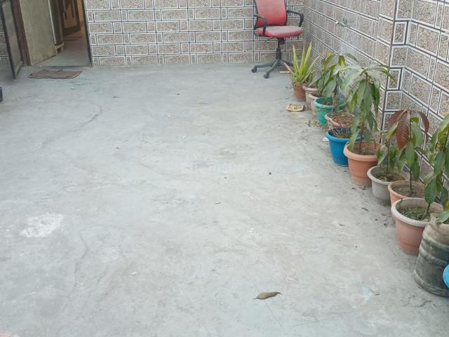 Flat for rent in Deri