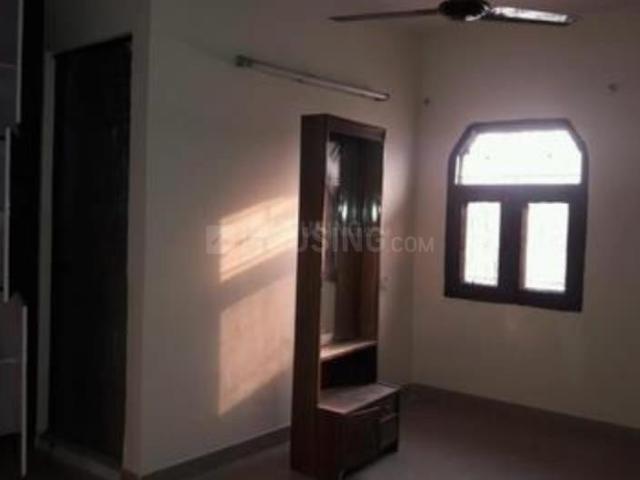 Flat for rent in Deri