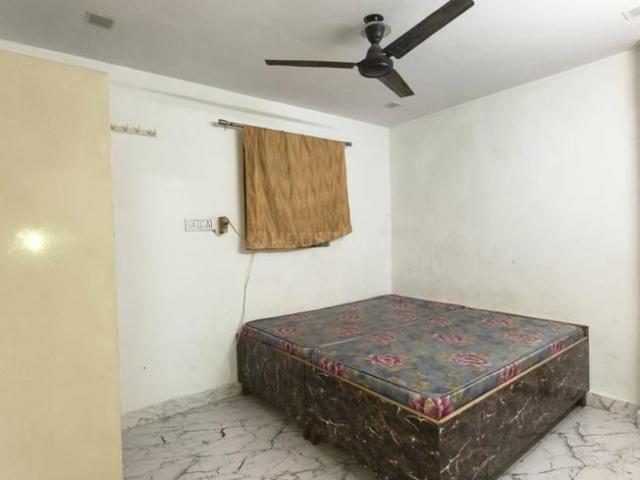 Flat for rent in North West Delhi, Deri