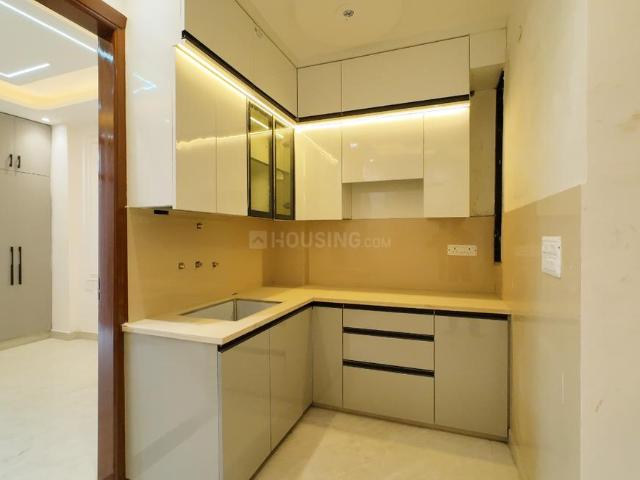 Flat for sale in South West Delhi, Deri