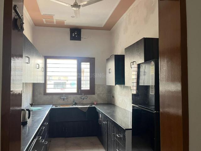 Flat for rent in Hariana