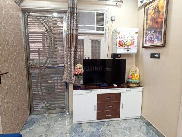 Flat for sale in North Delhi, Deri