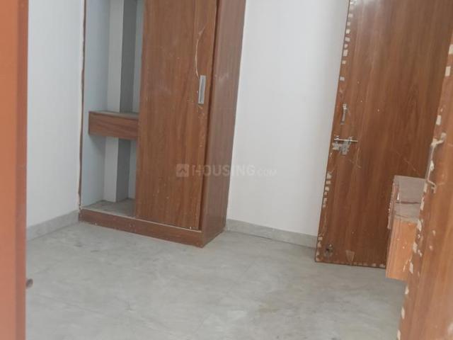 Flat for rent in South West Delhi, Deri