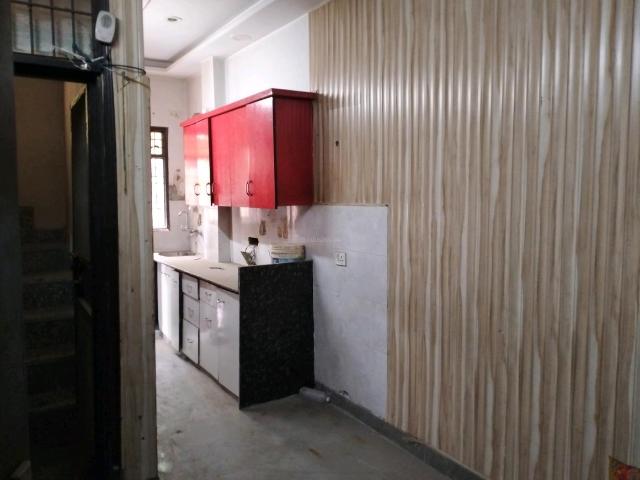 Flat for rent in North West Delhi, Deri
