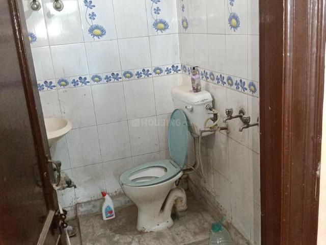 Flat for rent in North West Delhi, Deri