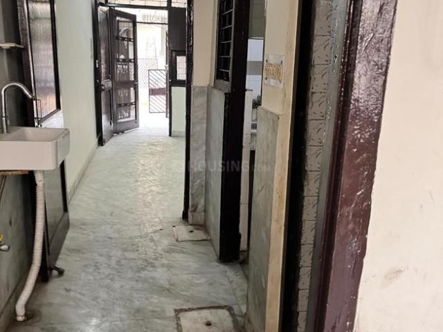 Flat for rent in North West Delhi, Deri