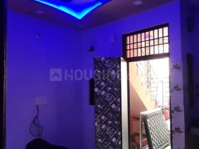 Flat for rent in North West Delhi, Deri