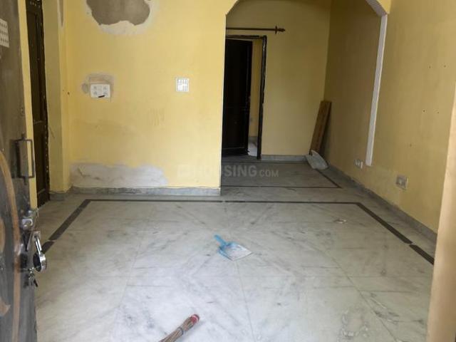 Flat for rent in North West Delhi, Deri