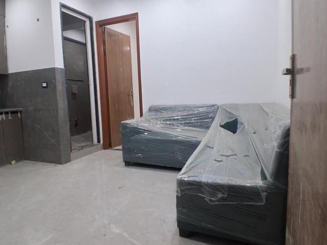 Flat for rent in South West Delhi, Deri
