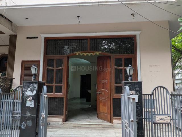 Flat for rent in North Delhi, Deri