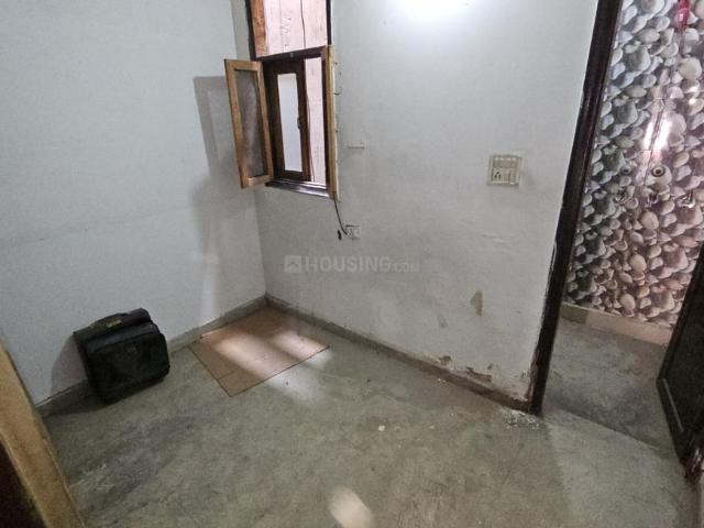 Flat for sale in North West Delhi, Deri