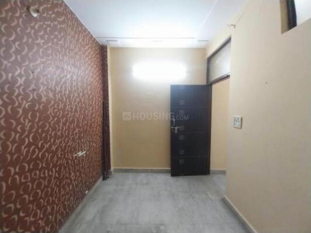 Flat for sale in North West Delhi, Deri