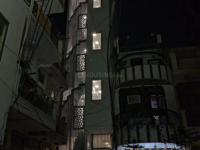 Flat for sale in North West Delhi, Deri